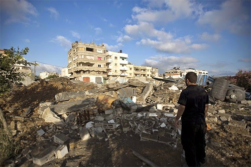 Unos 500 intelectuales condenan la agresión de “Israel” a Gaza